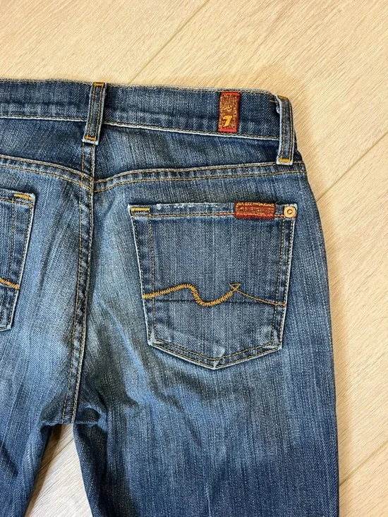 7 FOR ALL MANKIND Bootcut Women’s Jeans - FREE SHIPPING on Bundles $85+ - Picture 9 of 15